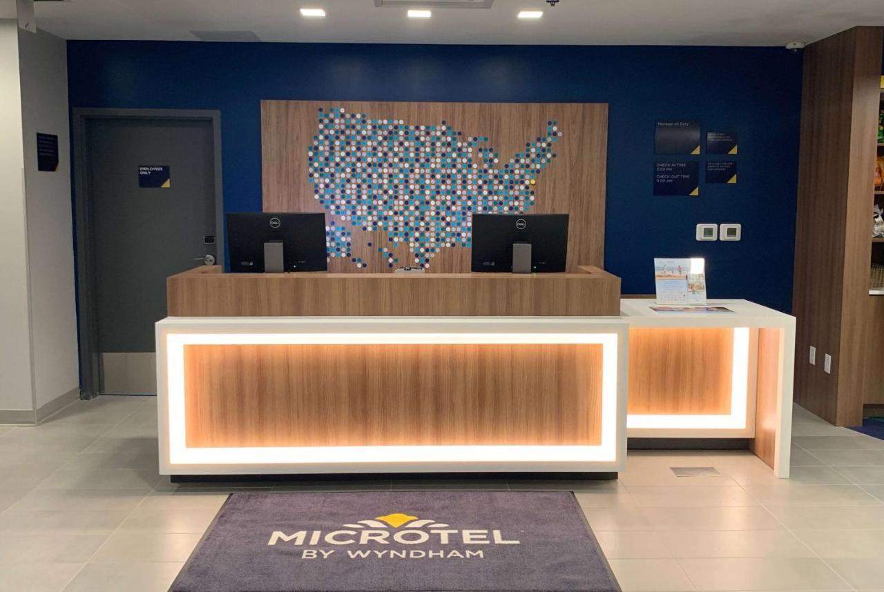 Microtel Inn & Suites By Wyndham شاطئ ريهوبوث المظهر الخارجي الصورة